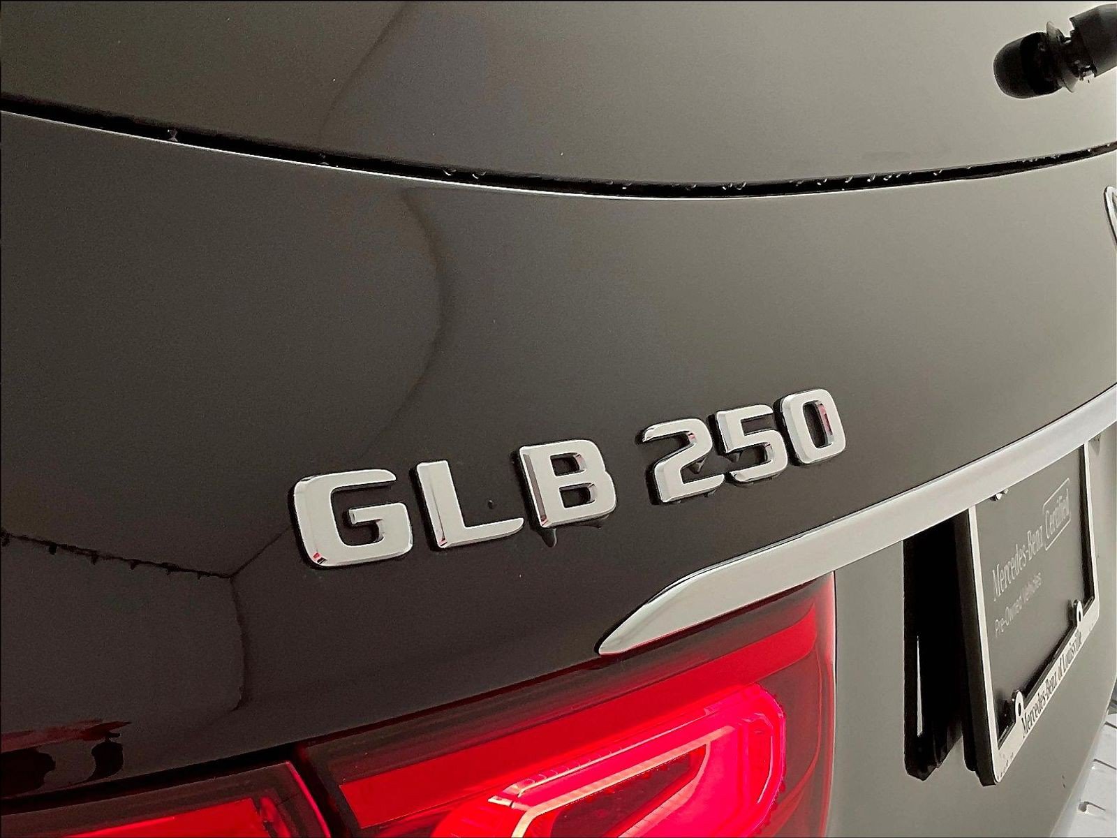 Certified 2021 Mercedes-Benz GLB 250 image 24