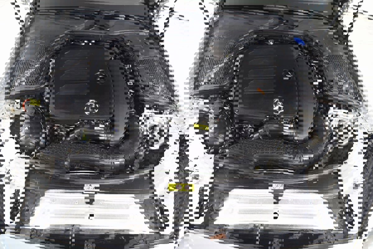 Used 2021 Mercedes-Benz C 300 4MATIC Cabriolet image 77