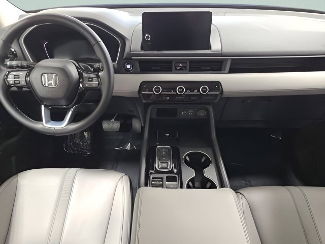 Used 2025 Honda Pilot EX-L image 22