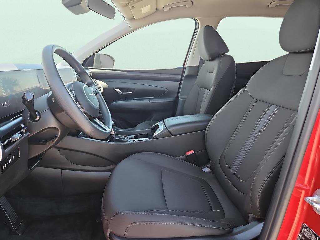 Used 2025 Hyundai Tucson SEL image 12