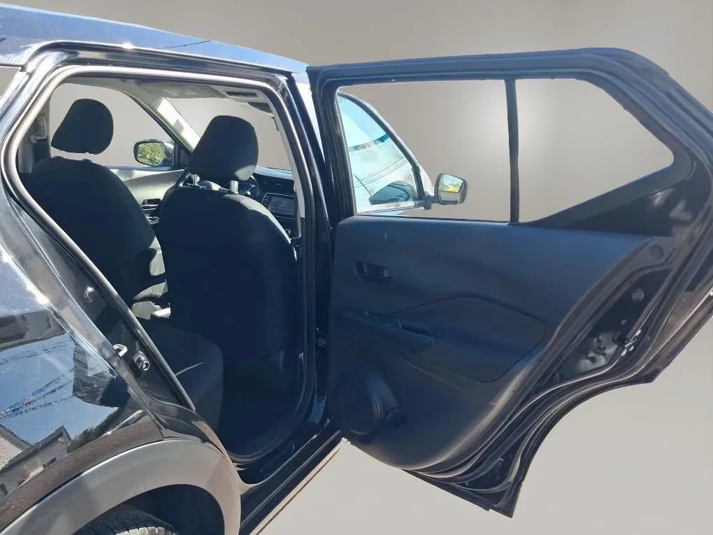 Used 2024 Nissan Kicks S FWD image 29