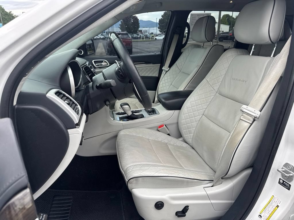 Used 2021 Jeep Grand Cherokee Summit AWD/4WD image 10