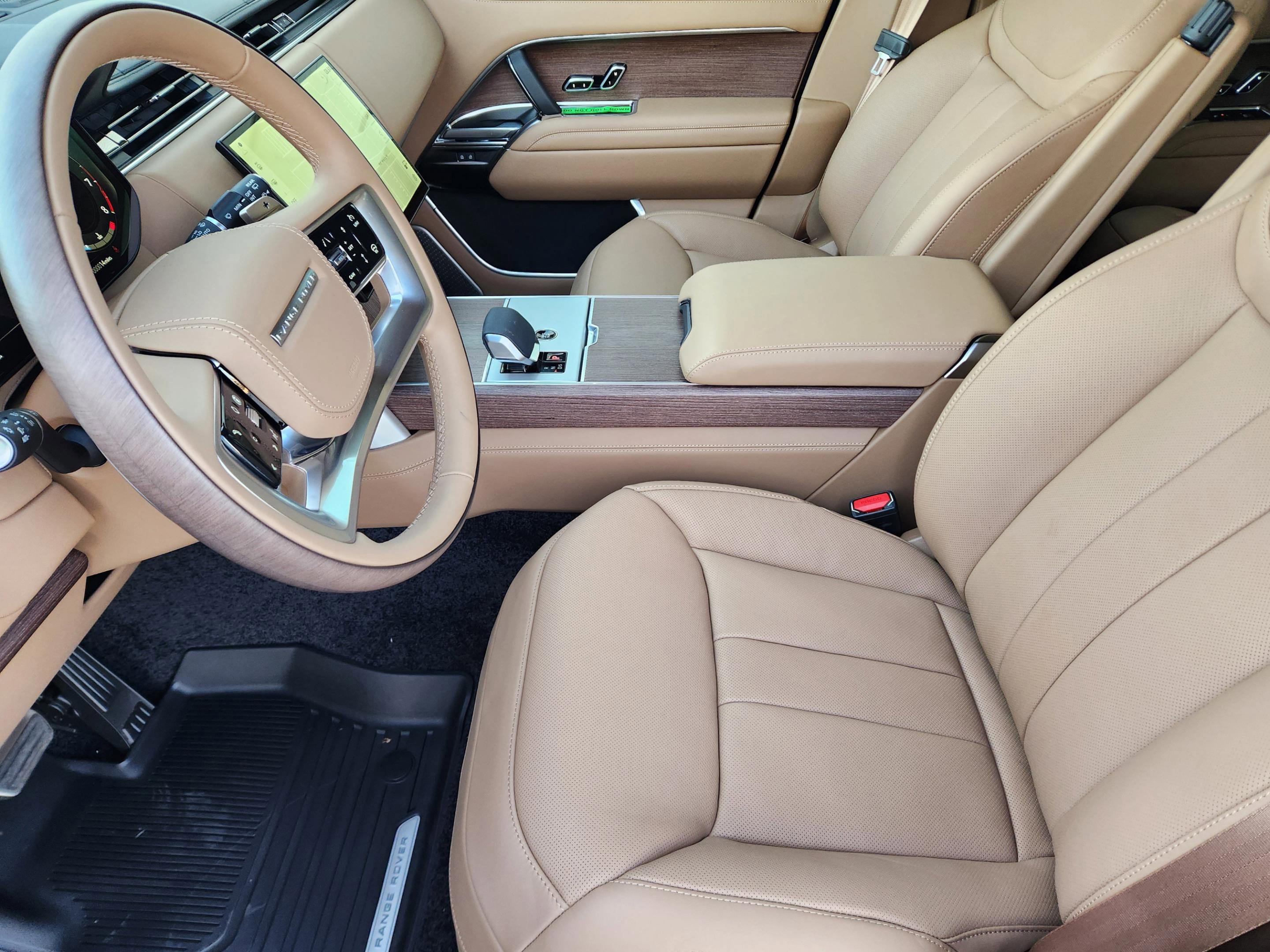 New 2026 Land Rover Range Rover Long Wheelbase Autobiography image 8