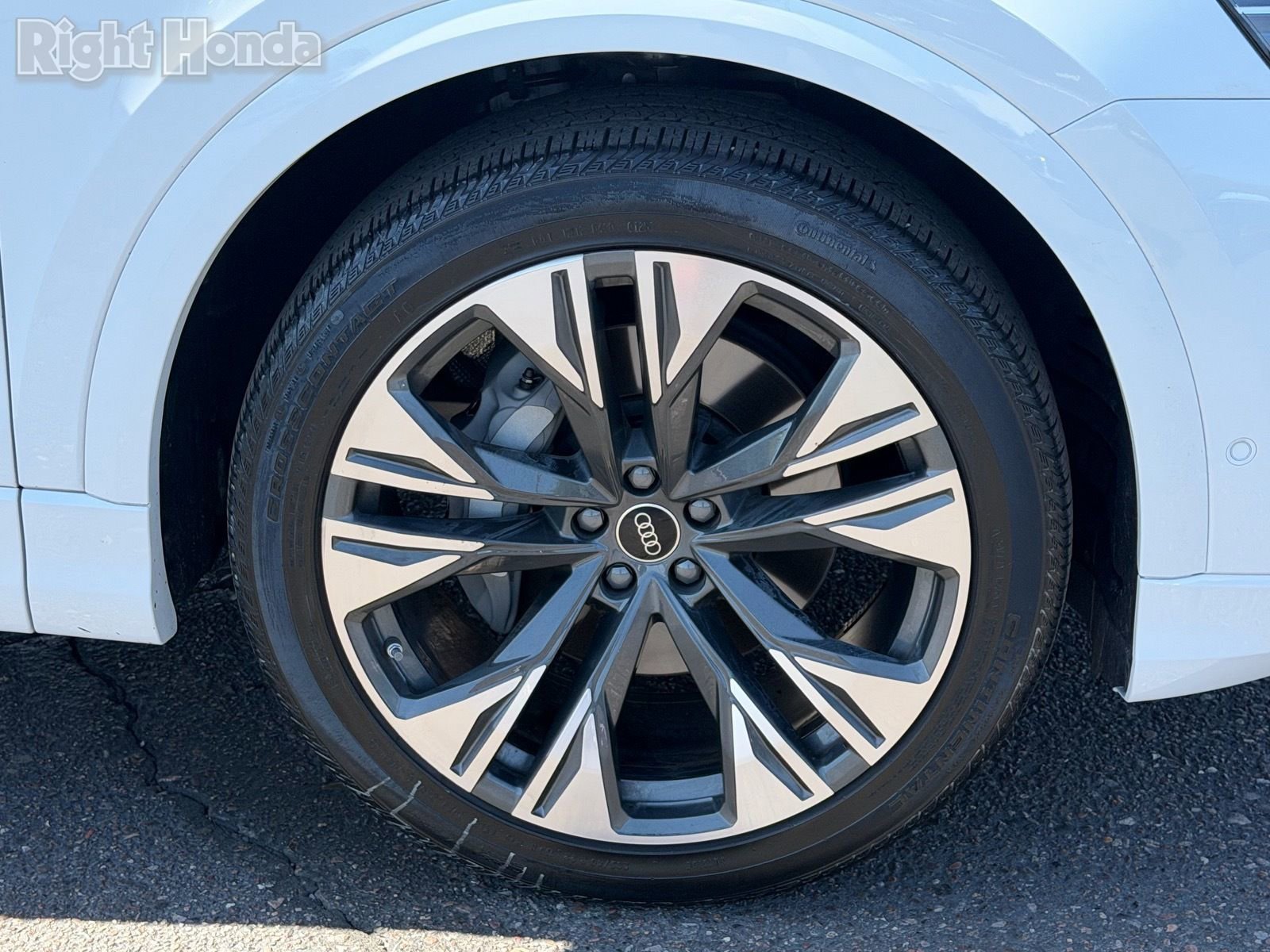 Used 2025 Audi Q8 Premium Plus w/ Premium Plus Package AWD/4WD image 11