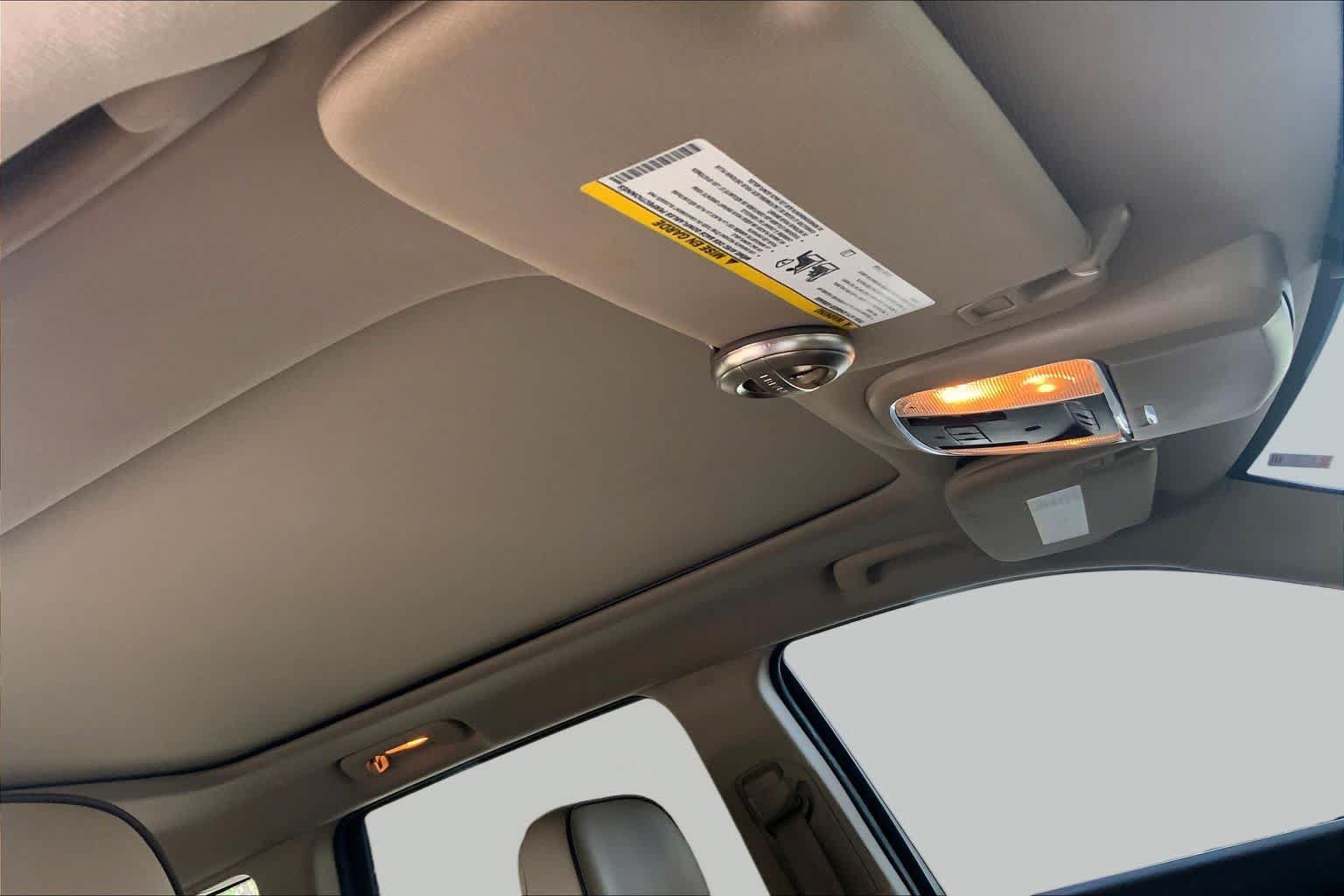 Used 2014 Jeep Grand Cherokee Overland RWD image 13