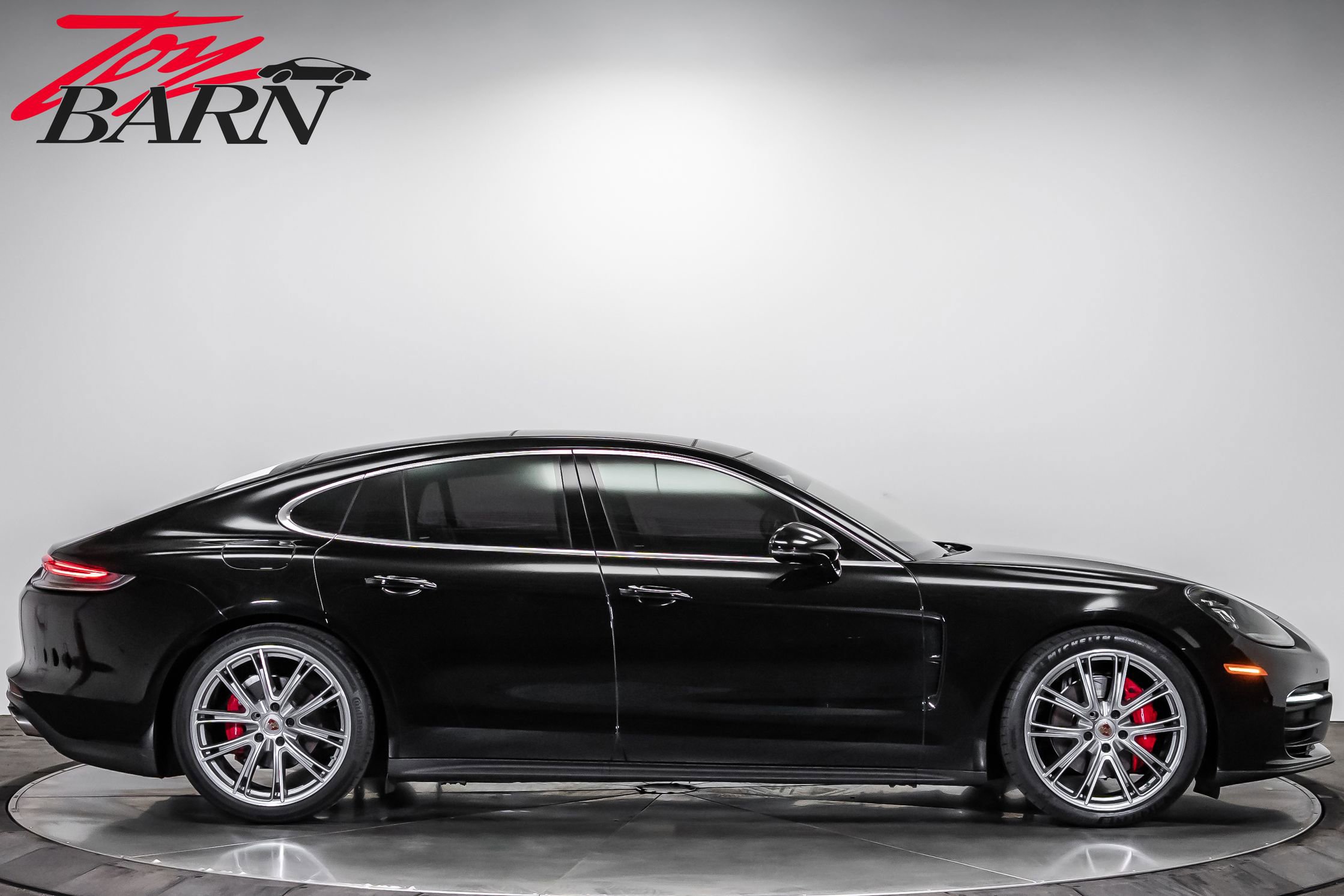 Used 2022 Porsche Panamera 4S AWD/4WD image 6