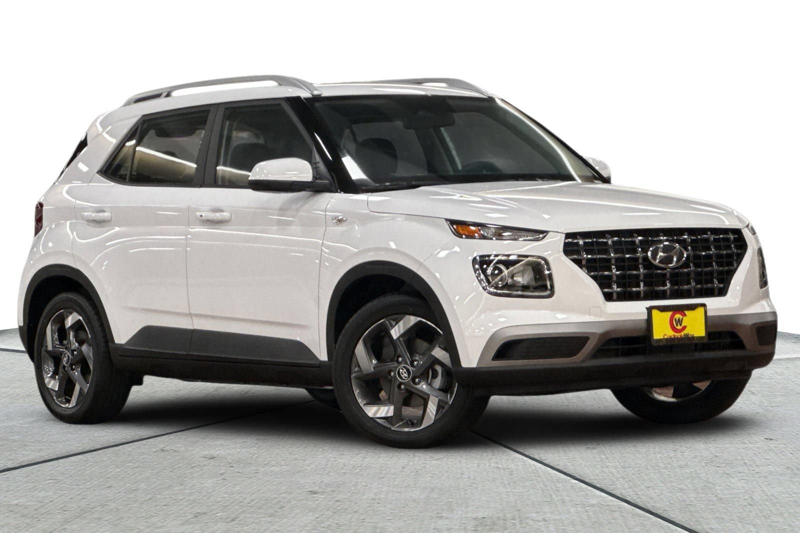 New 2026 Hyundai Venue SEL FWD image 2