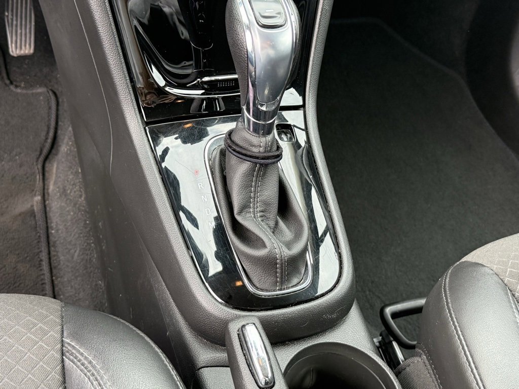 Used 2019 Buick Encore Preferred image 24