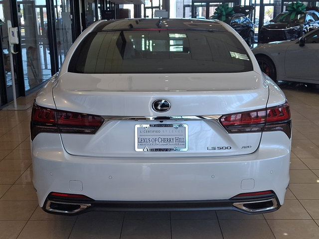 Used 2024 Lexus LS 500 AWD w/ Interior Upgrade Package image 5