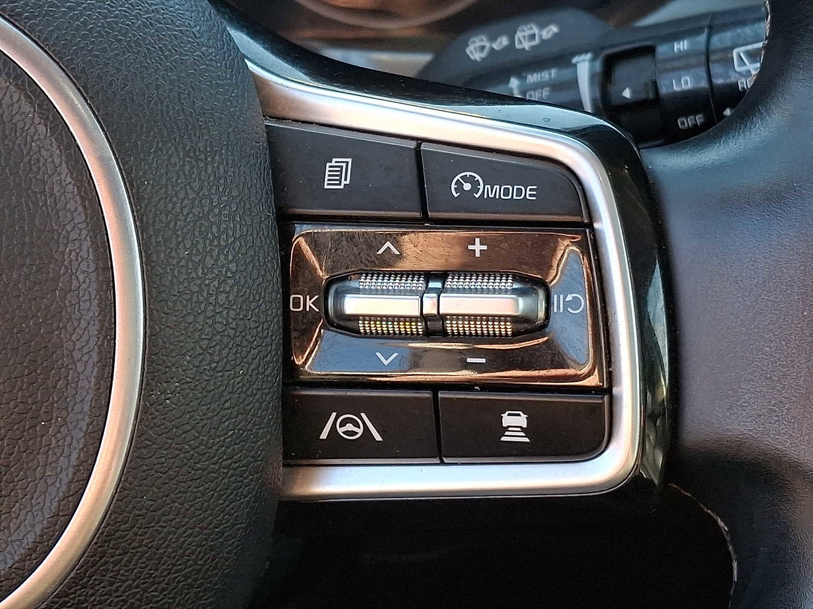 Used 2021 Kia Sorento SX image 17