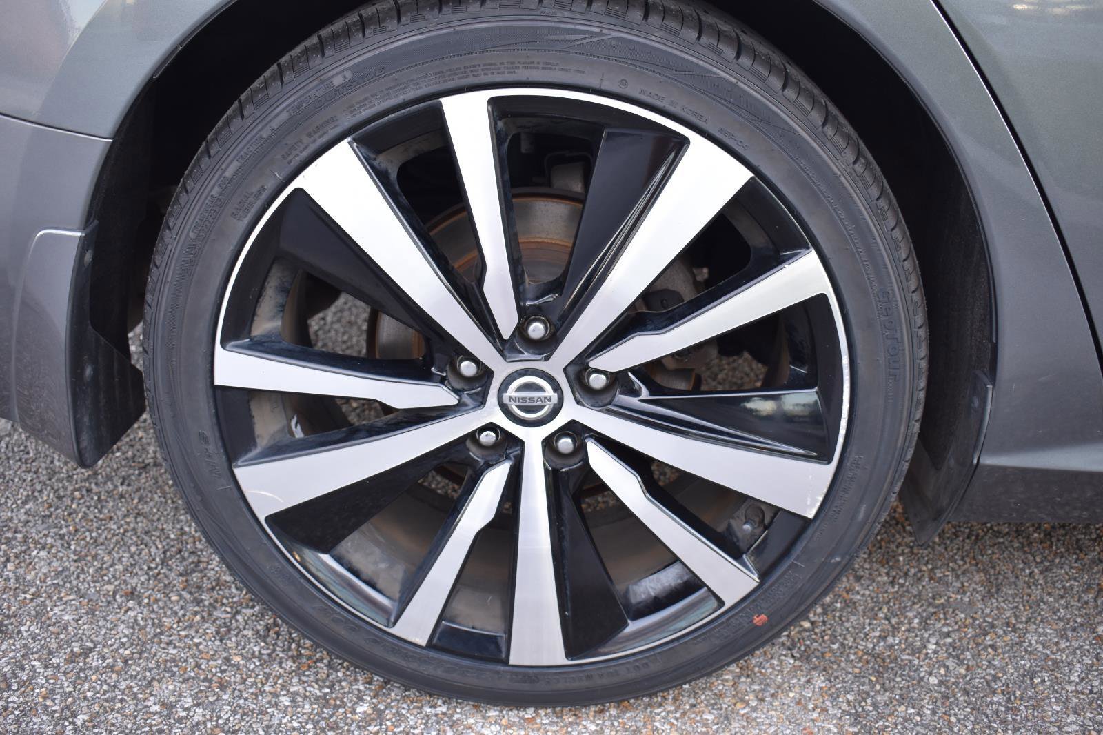 Used 2020 Nissan Altima 2.5 SR FWD image 11