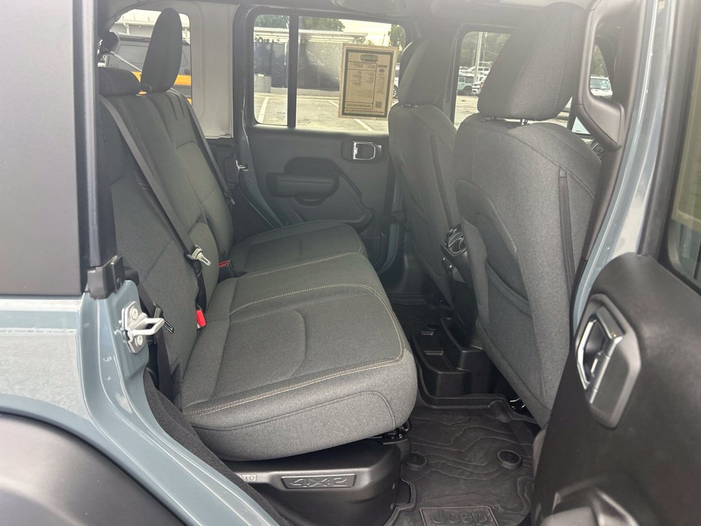 Used 2025 Jeep Wrangler Unlimited Sport S 4xe AWD/4WD image 28