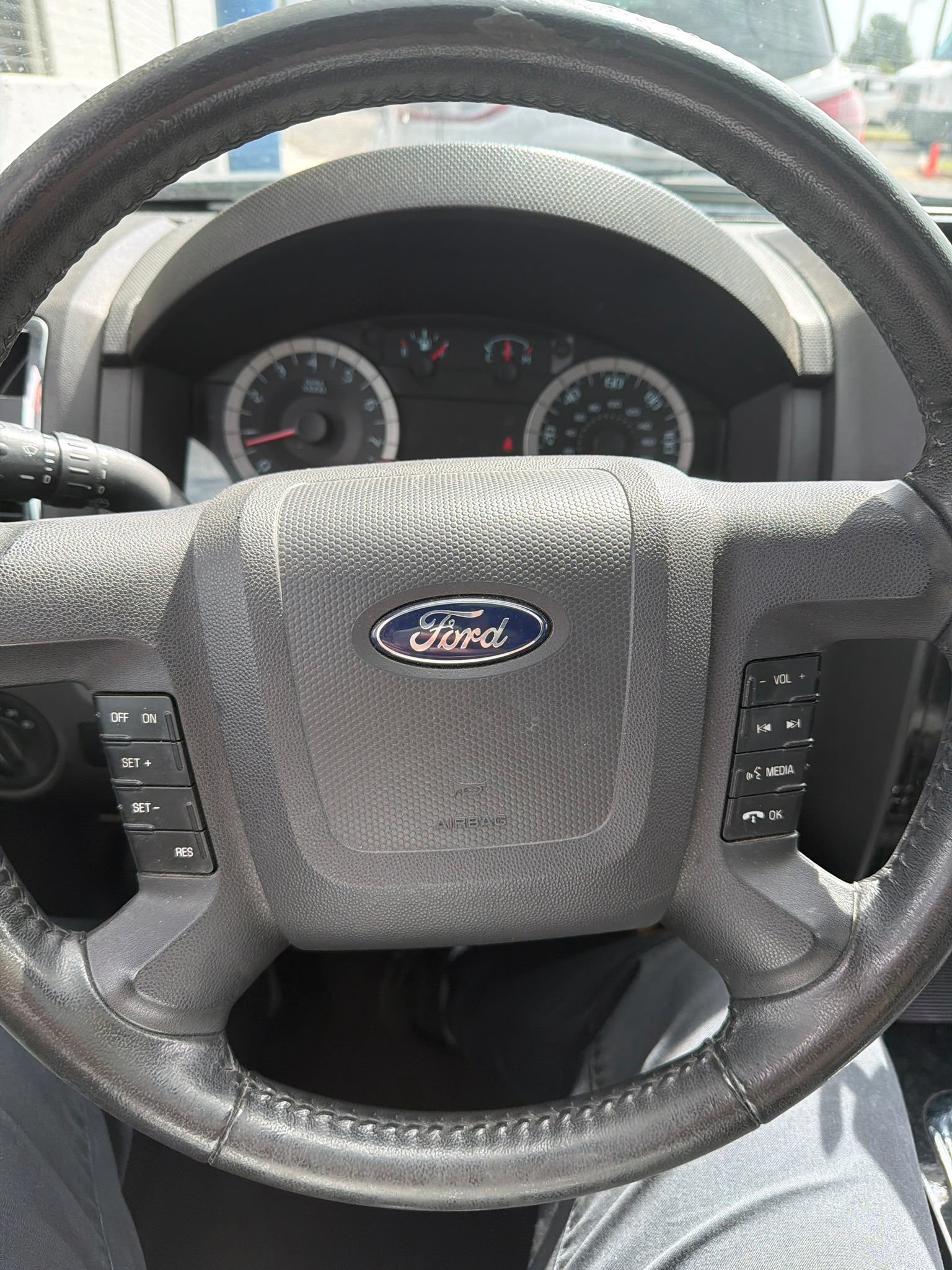 Used 2011 Ford Escape Limited w/ 302A Rapid Spec Order Code AWD/4WD image 8