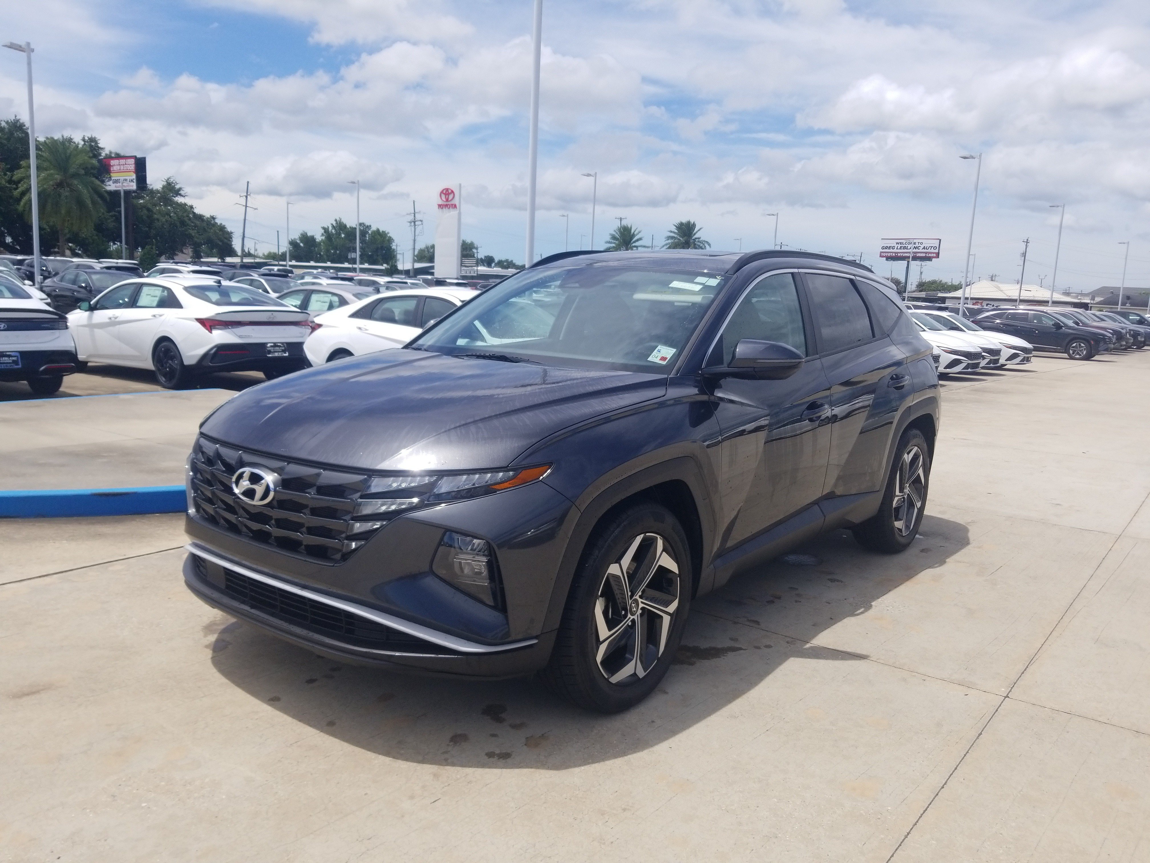 Used 2022 Hyundai Tucson SEL w/ Convenience Package FWD image 3
