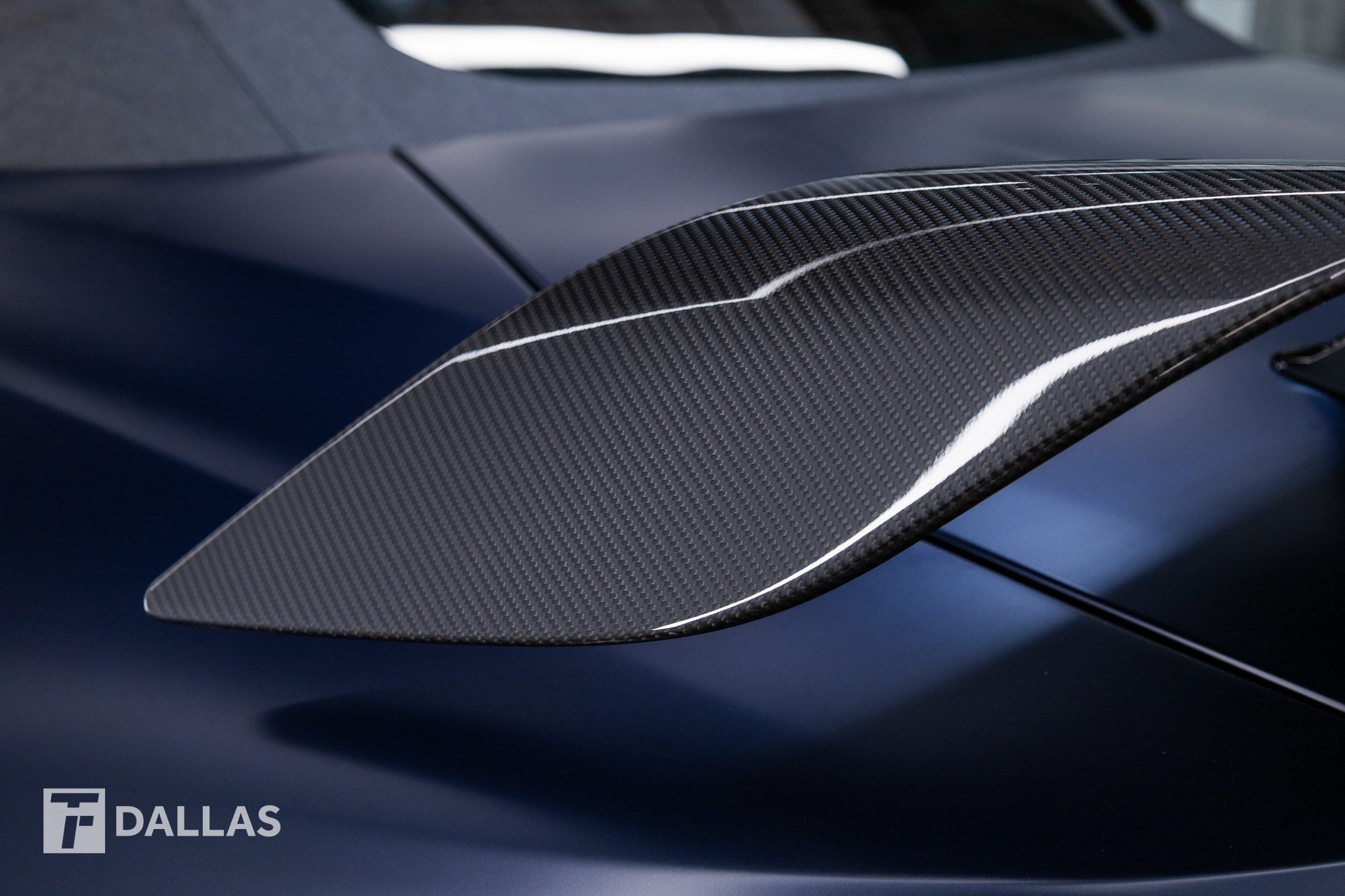 Used 2023 Aston Martin V12 Vantage Roadster RWD image 15