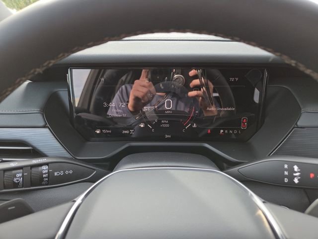 New 2026 GMC Acadia AT4 w/ LPO, Floor Liner Package image 36