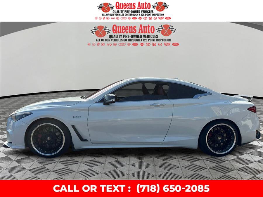 Used 2018 INFINITI Q60 Red Sport 400 AWD/4WD image 3
