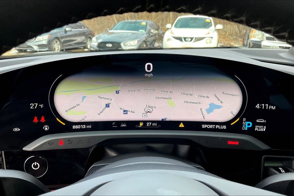 Used 2020 Porsche Taycan 4S image 13