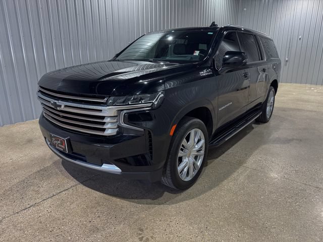 Used 2023 Chevrolet Suburban High Country AWD/4WD image 1