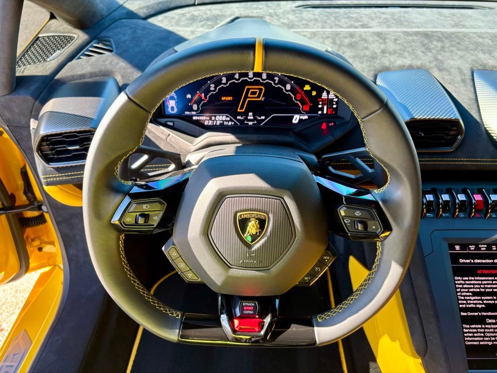 Used 2023 Lamborghini Huracan Tecnica image 12