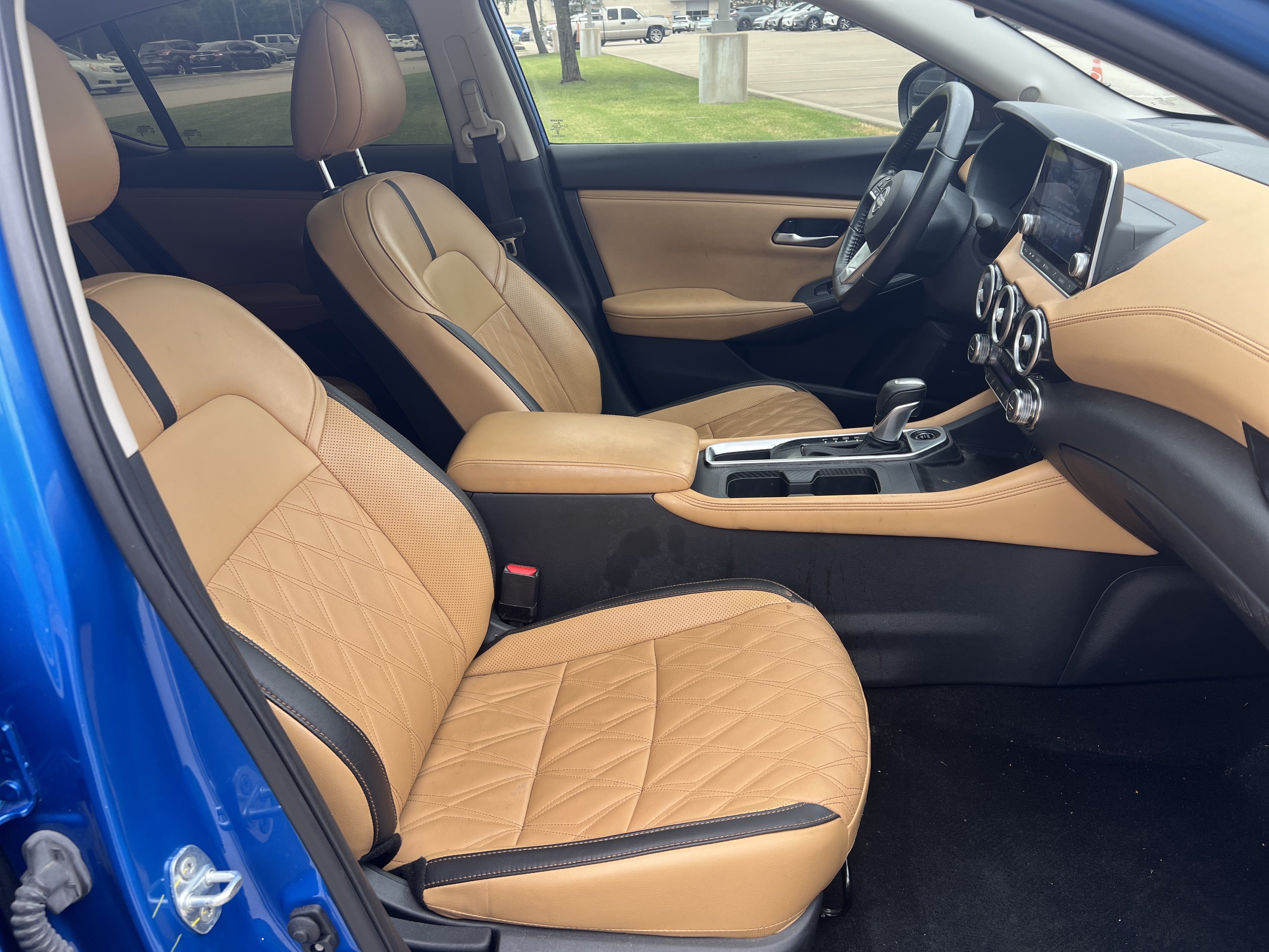 Used 2024 Nissan Sentra SV w/ SV Premium Package FWD image 28