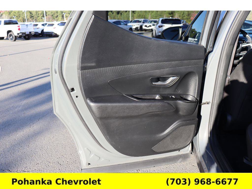 Used 2022 Hyundai Santa Cruz SE image 23