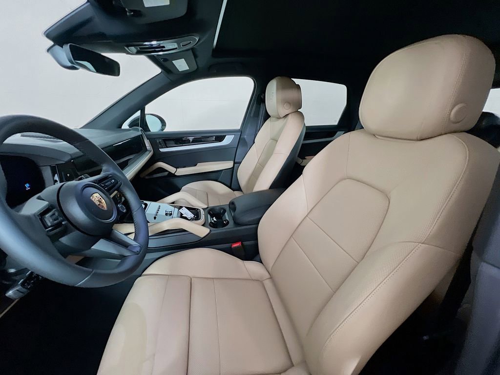 New 2026 Porsche Cayenne image 5