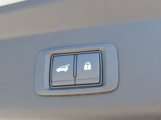 New 2026 Mitsubishi Outlander SEL FWD image 6