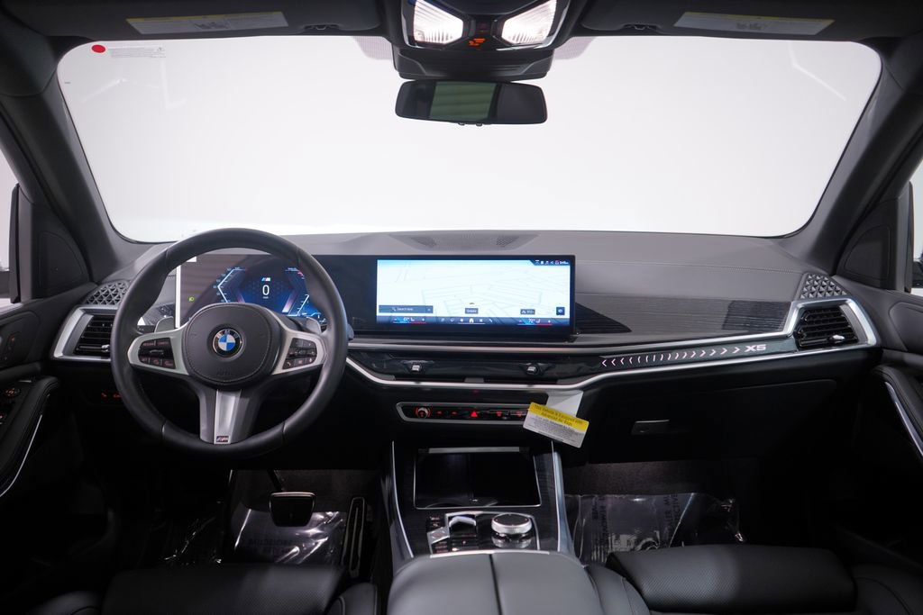 Used 2026 BMW X5 xDrive40i w/ M Sport Package image 10