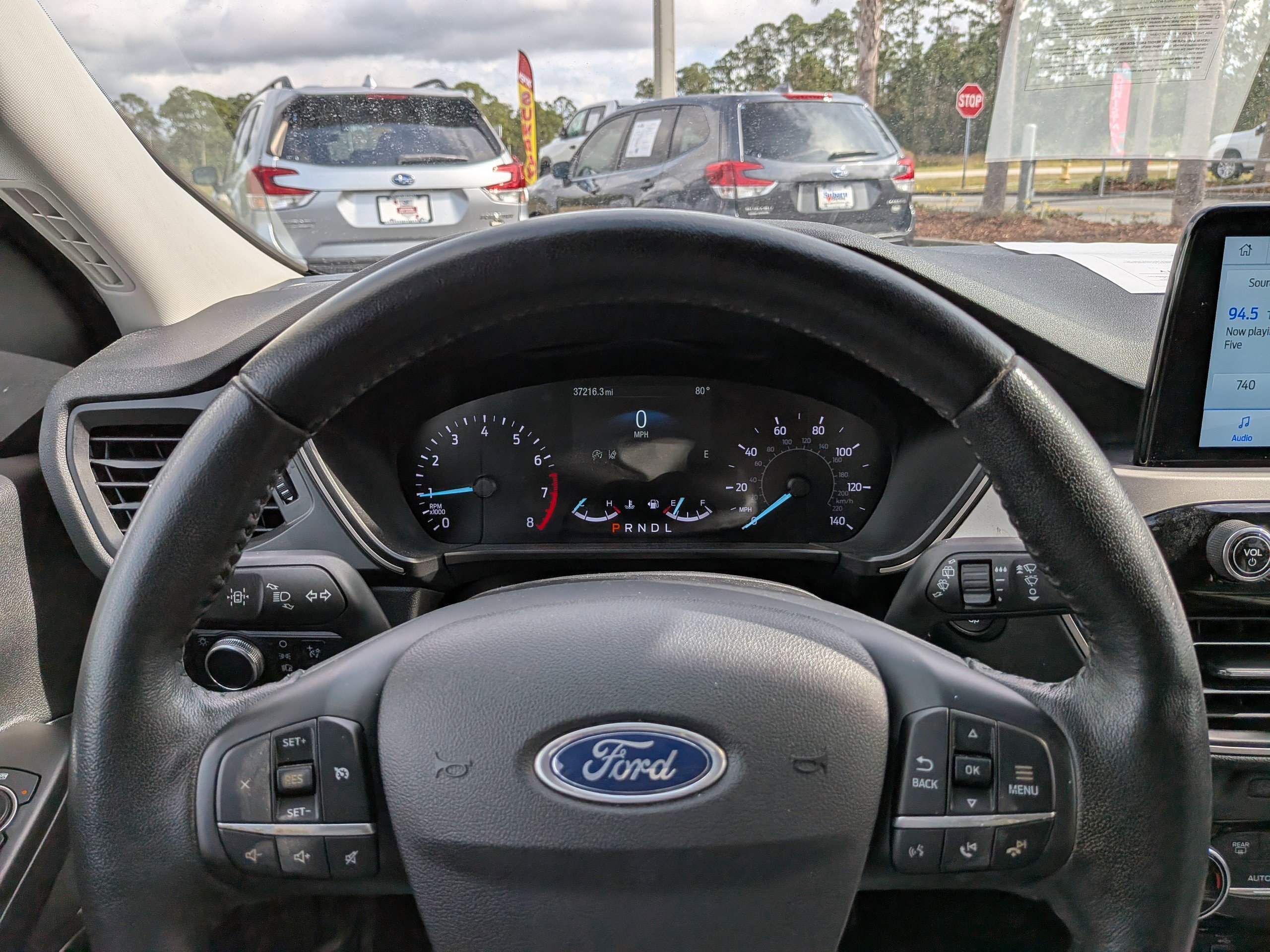 Used 2021 Ford Escape SE w/ SE Sport Appearance Package image 28
