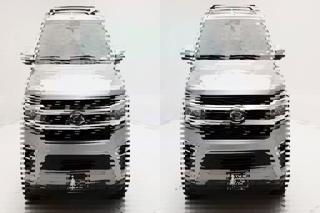 Used 2024 Ford Expedition Limited image 5
