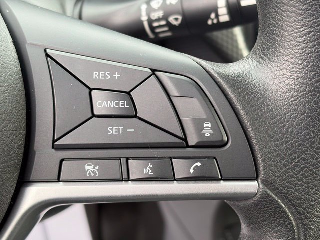 Used 2021 Nissan Kicks SV FWD image 15