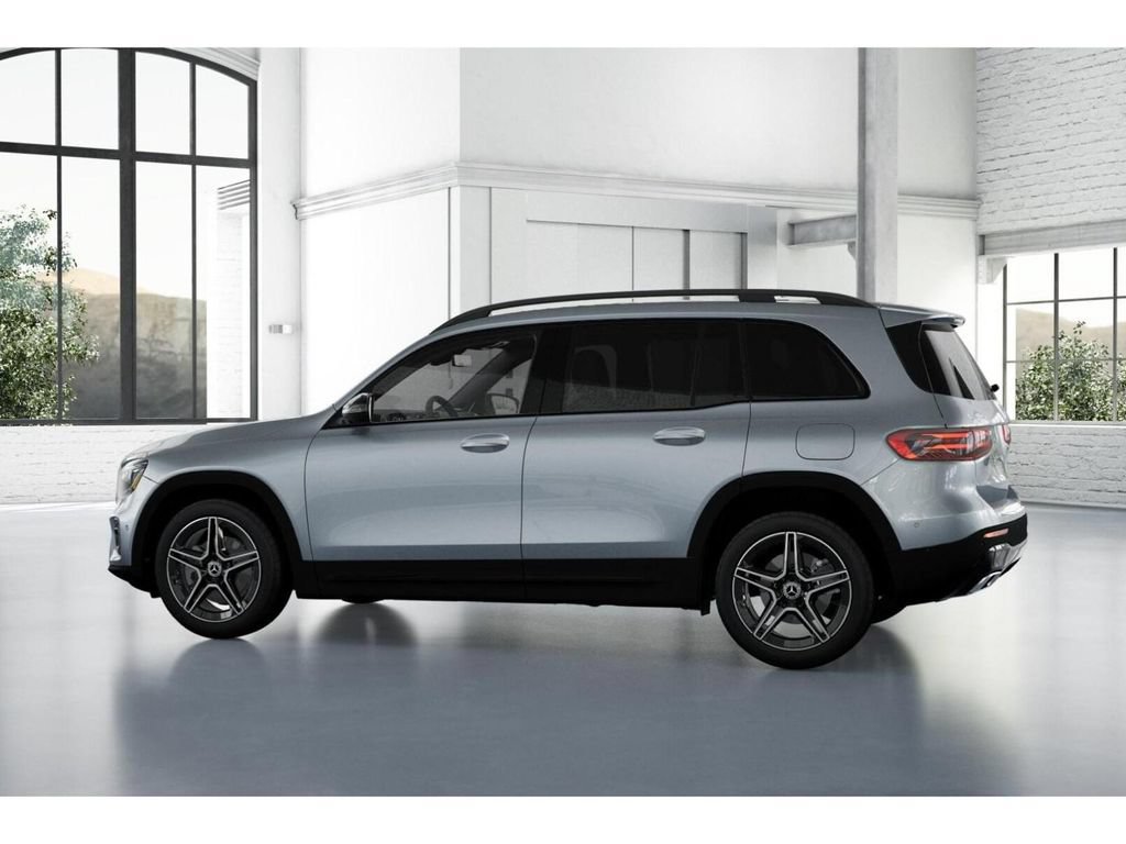 Certified 2025 Mercedes-Benz GLB 250 4MATIC image 32