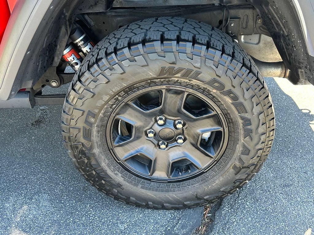 Used 2021 Jeep Gladiator Mojave AWD/4WD image 12
