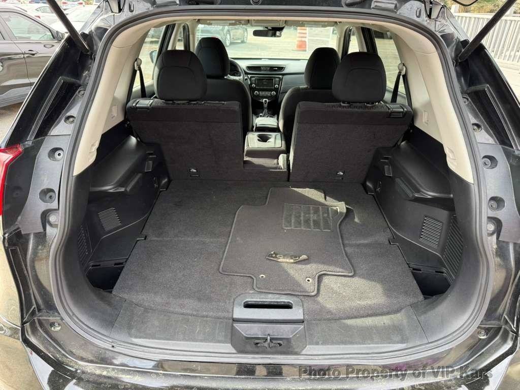 Used 2020 Nissan Rogue S FWD image 22