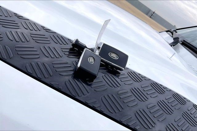 Certified 2023 Land Rover Defender 90 S image 12