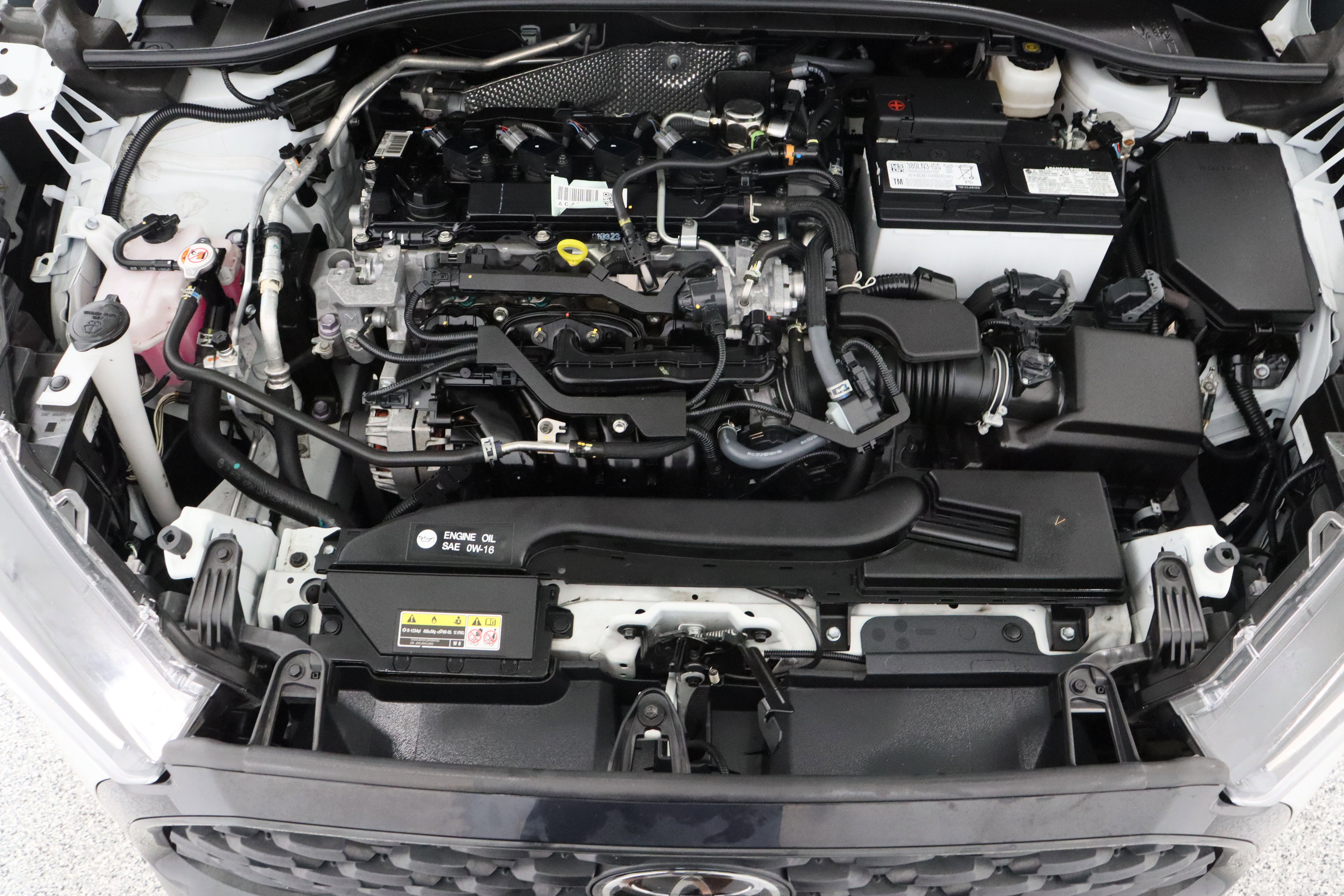 Certified 2023 Toyota Corolla Cross LE w/ Moonroof Package image 38