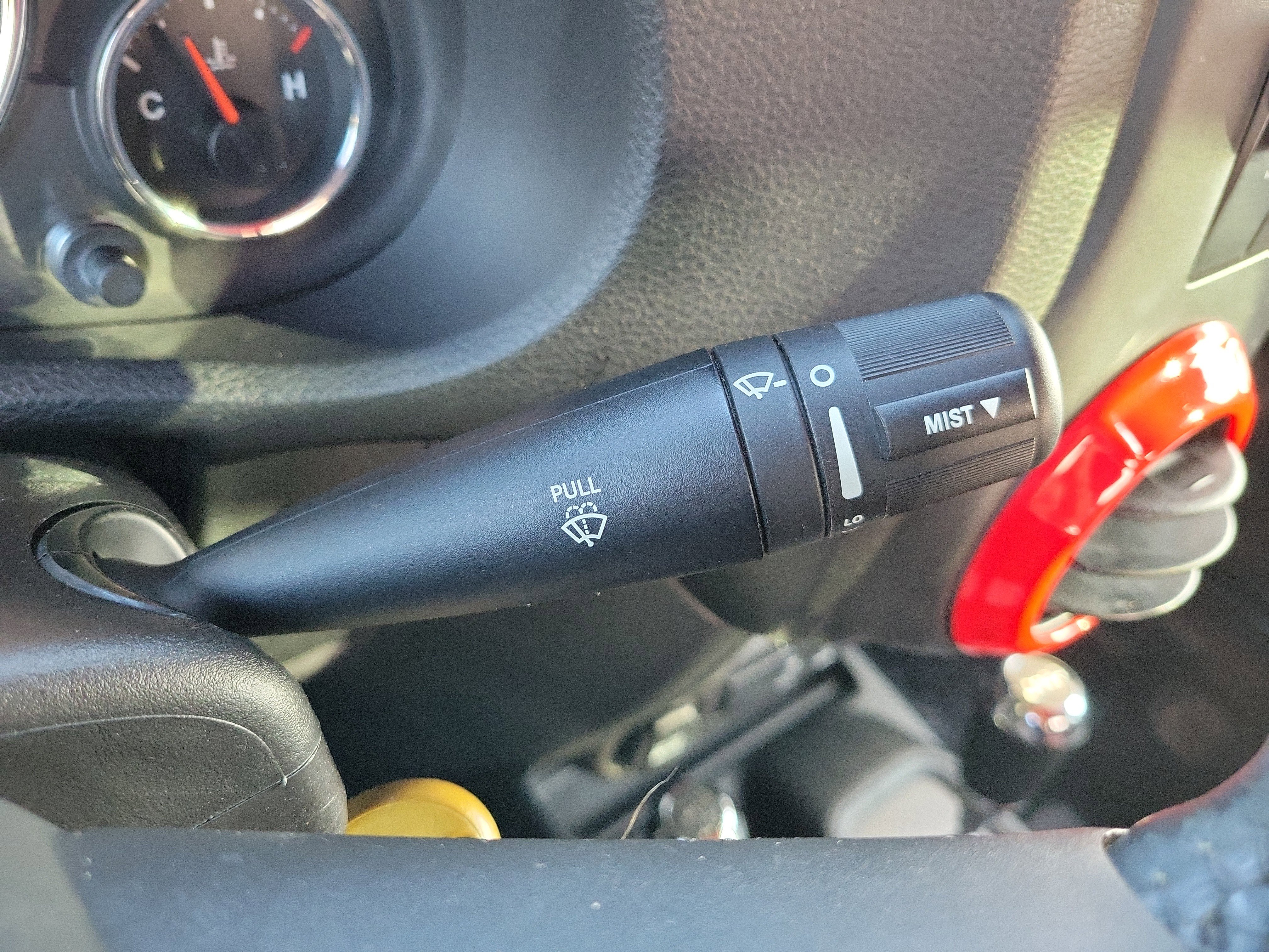 Used 2018 Jeep Wrangler Unlimited Sport w/ Connectivity Group image 24