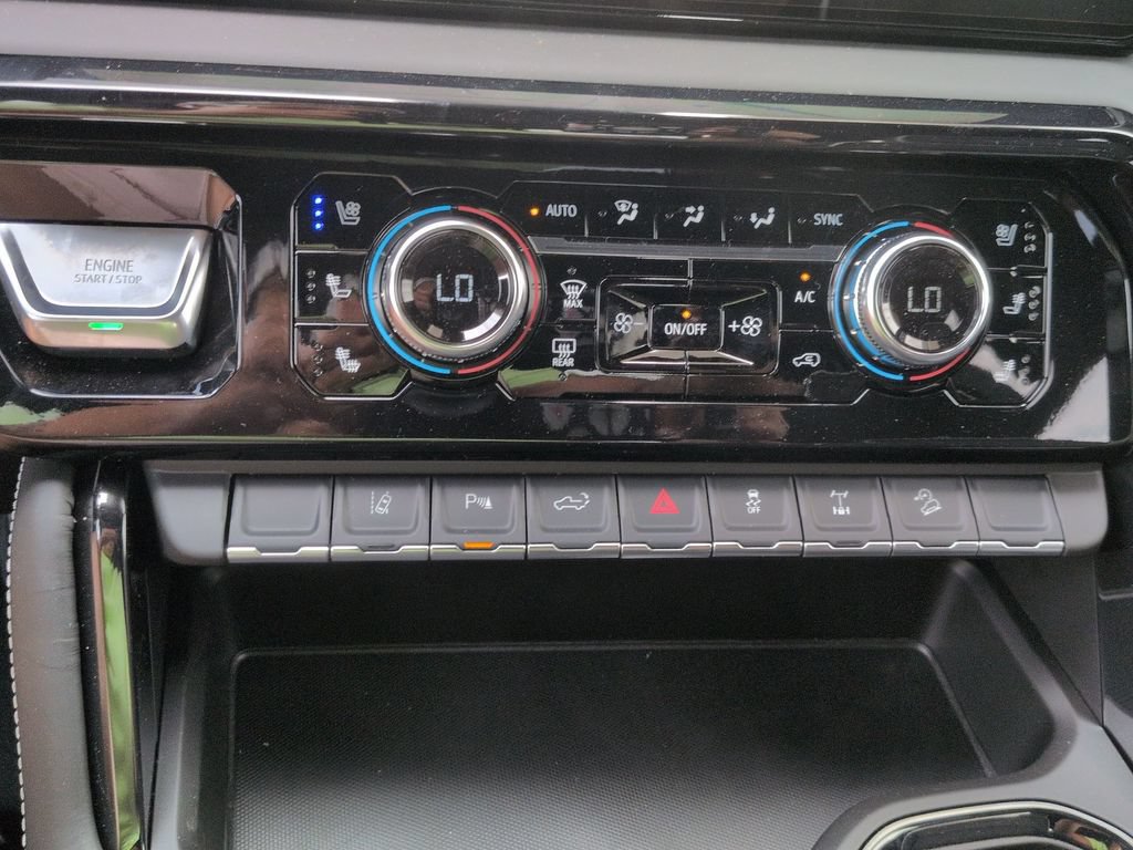New 2026 GMC Sierra 2500 AT4X w/ AT4X AEV Edition AWD/4WD image 19