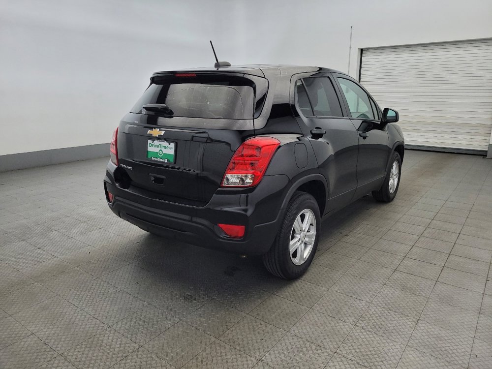 Used 2020 Chevrolet Trax LS w/ Tint and Cruise Package image 9