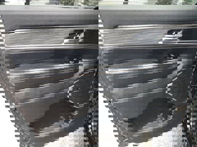 Used 2024 Jeep Wagoneer L Series II w/ Flexible Seating Group image 20