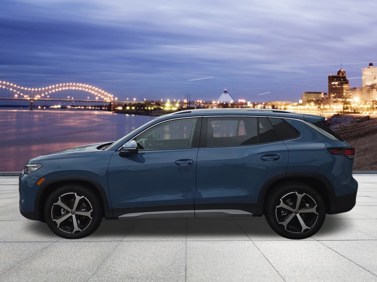 New 2026 Volkswagen Tiguan SE image 2