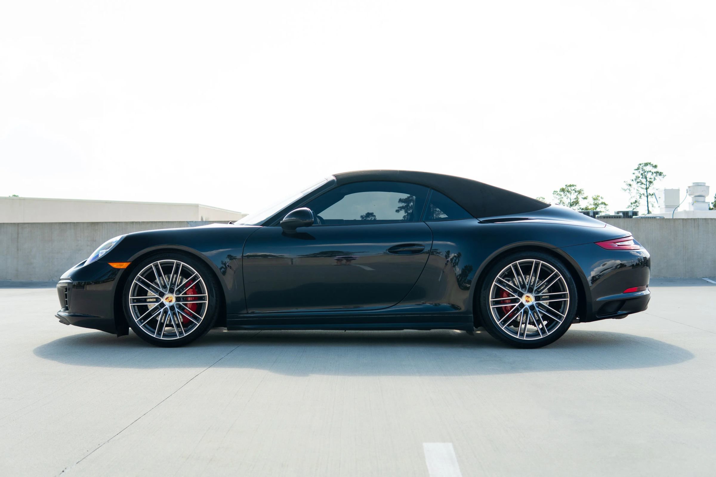 Used 2018 Porsche 911 Carrera 4S image 10