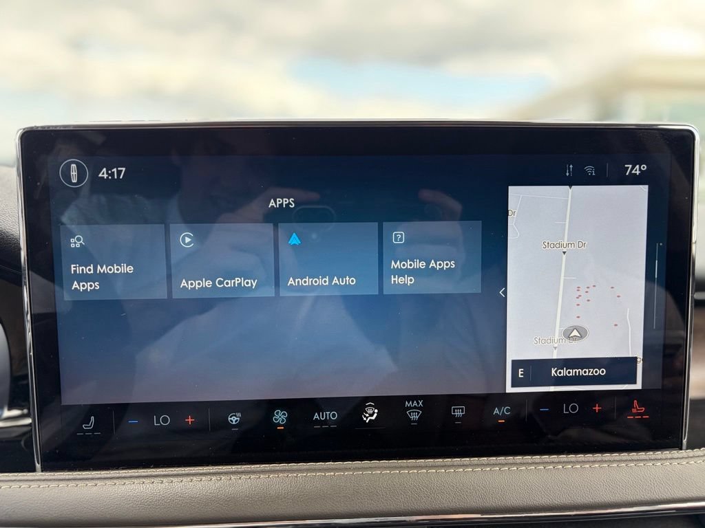 Certified 2023 Lincoln Corsair Reserve w/ Equipment Group 201A AWD/4WD image 37