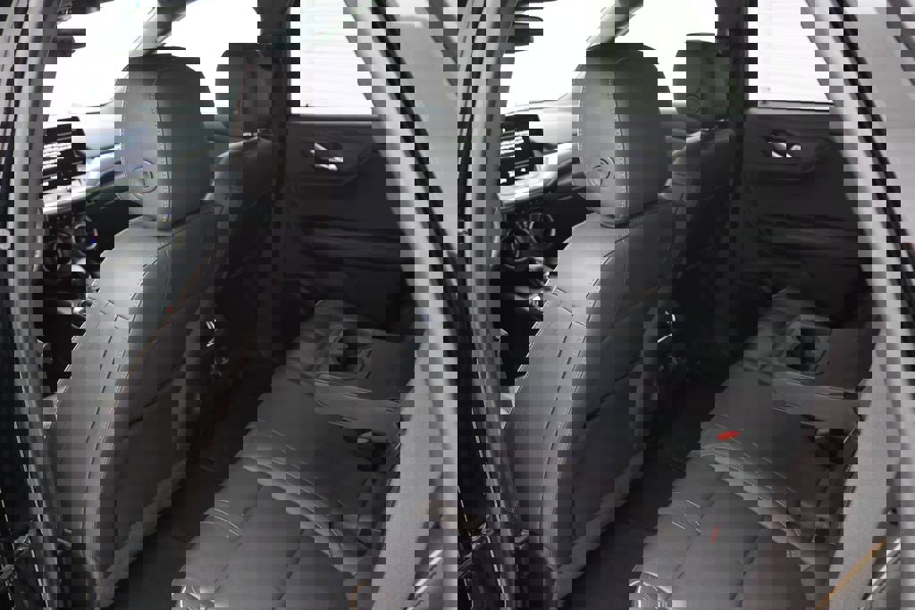 Used 2023 Chevrolet Blazer Premier w/ Enhanced Convenience Package image 11