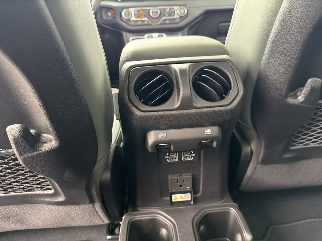 New 2026 Jeep Gladiator Mojave image 33