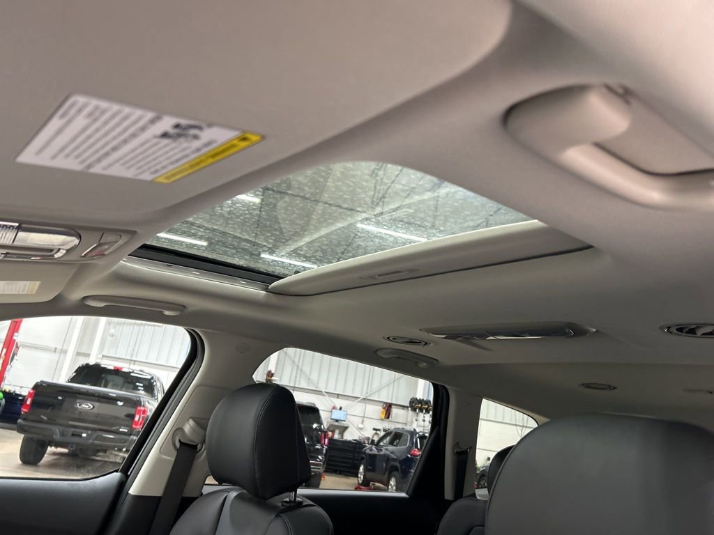 New 2025 Kia Telluride S image 22