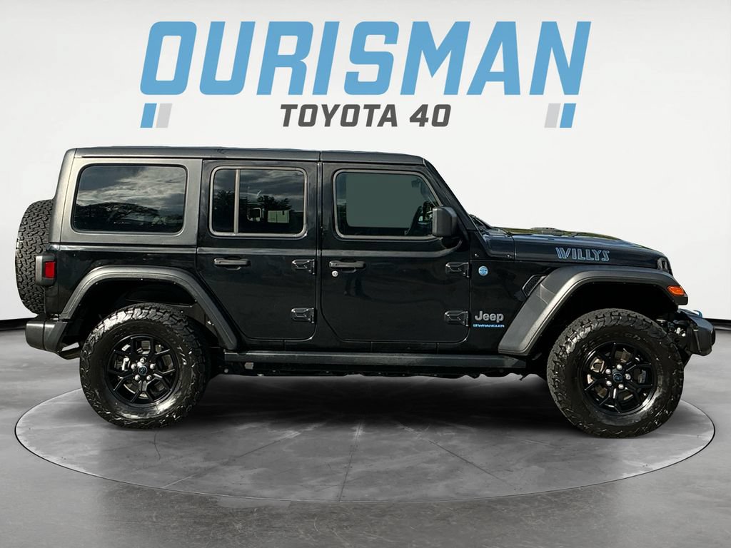 Used 2024 Jeep Wrangler Unlimited AWD/4WD image 8
