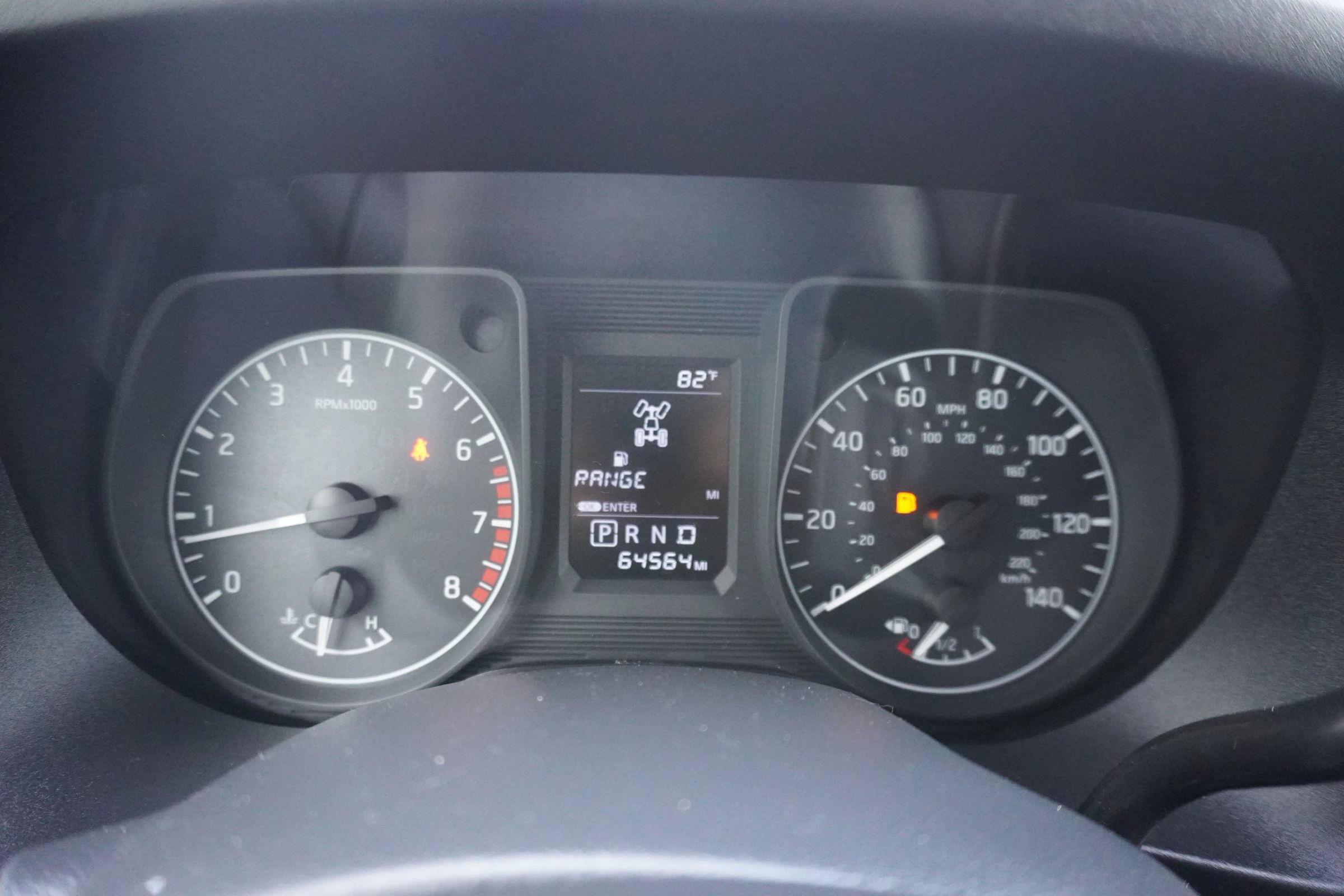 Used 2017 Nissan Titan S AWD/4WD image 17