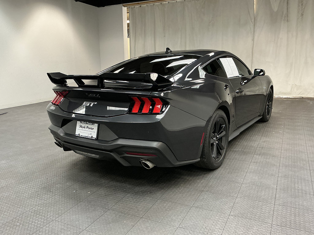 Used 2024 Ford Mustang GT RWD image 5